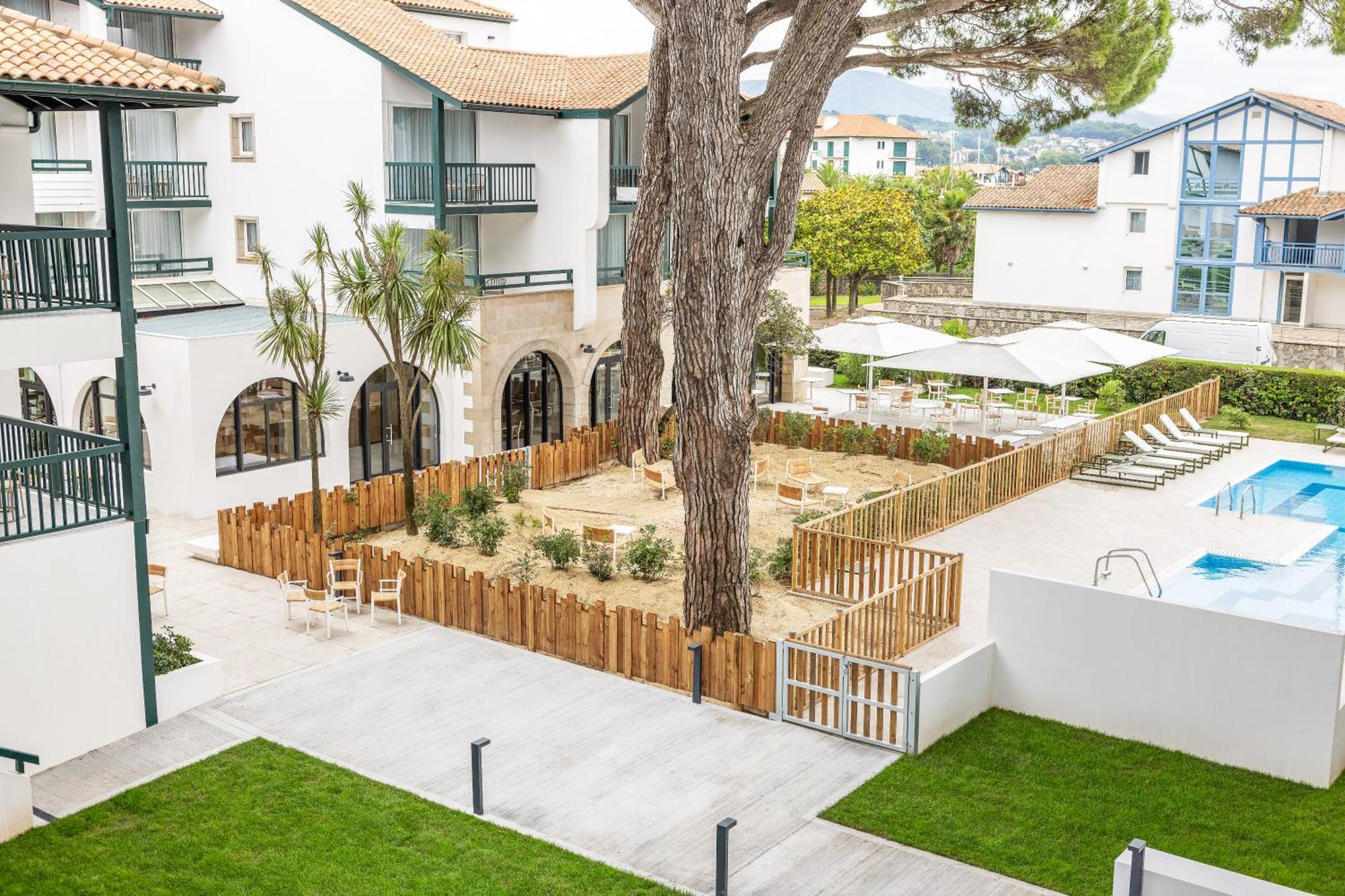 Hotel Ibaia - Piscine & Spa Hendaye Exterior photo