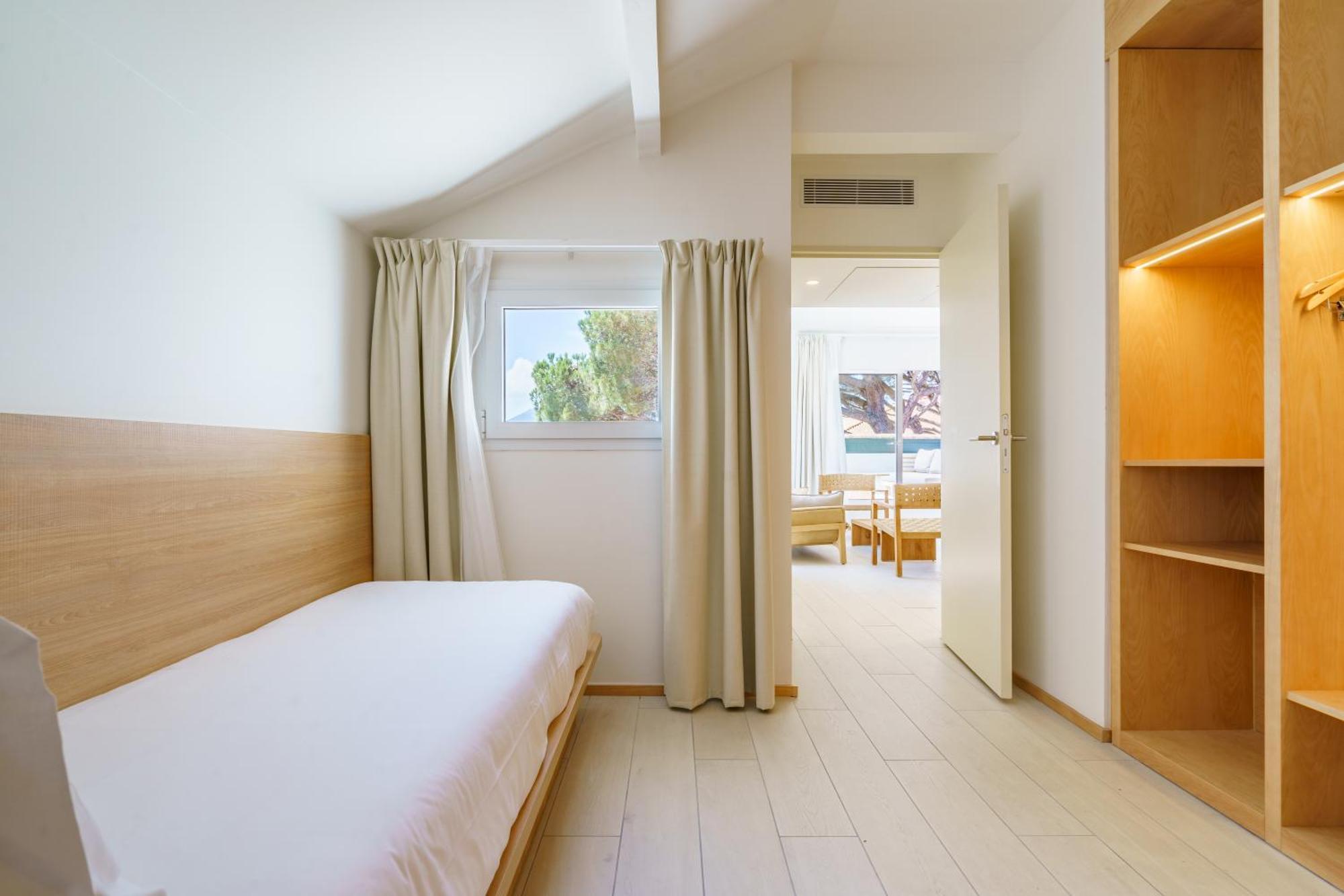 Hotel Ibaia - Piscine & Spa Hendaye Exterior photo