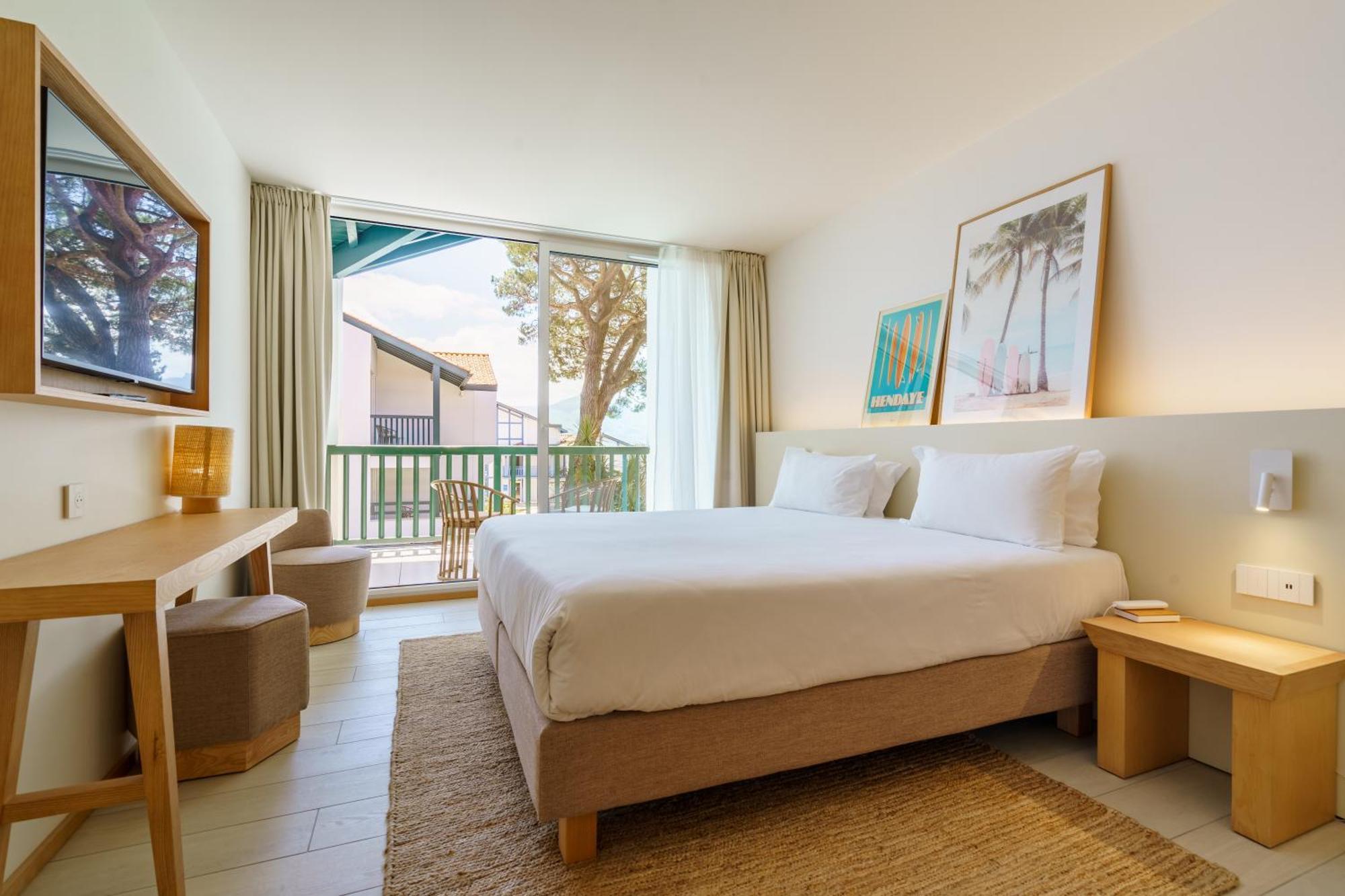 Hotel Ibaia - Piscine & Spa Hendaye Exterior photo